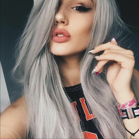 22” Ombre Black Gray Straight Lace Front Wig *NEW*